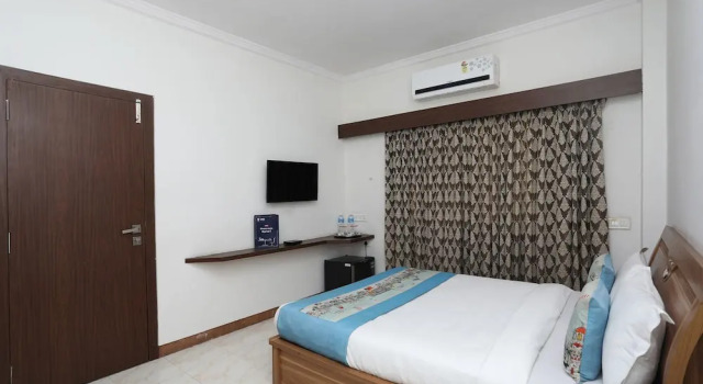 Номер Standard Hotel O 10671 Hotel Sai Prem