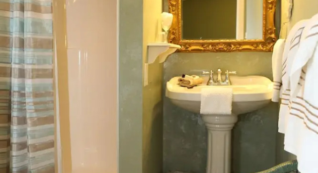 Люкс Luxury Martha's Vineyard Bed & Breakfast