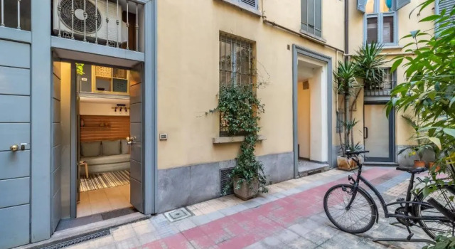 ALTIDO Vibrant Studio for 3 near the City Centre, Book Hotel Milan Lombardy