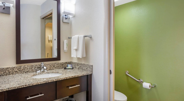 Четырёхместный номер Standard Sleep Inn & Suites Cross Lanes - South Charleston