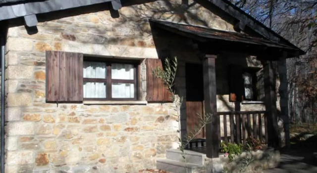 Casa Rural Los Castaños III, Забронировать Отель Росас 