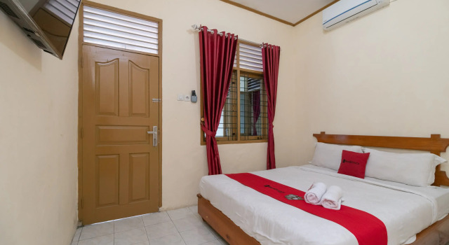 RedDoorz near RS Awal Bros Sudirman Pekanbaru, Rezervovat Hotel Pekanbaru Sumatra