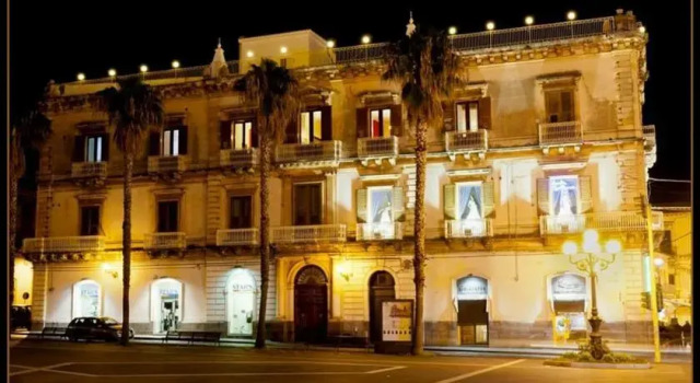 B&B Bonanno, Book Bed and Breakfast Hotels in Sicily with Parking, Parking