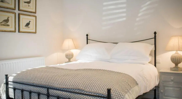 Cowdray Holiday Cottages