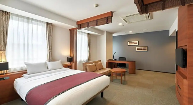 Номер Deluxe MYSTAYS Shin Urayasu Conference Center