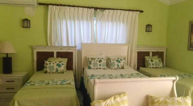 Villas Del Jardin 7, Забронировать Отель Отели Сан-Педро-де-Макорис с парковкой, Парковка