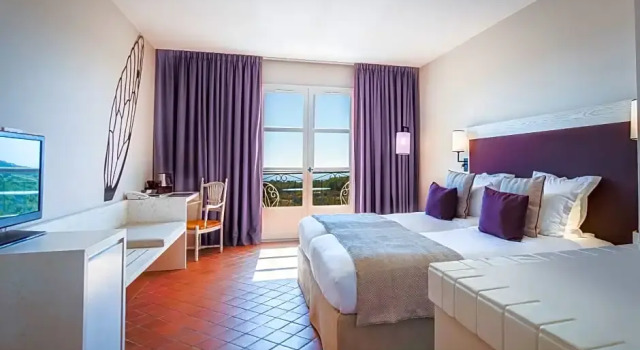 Номер Superior Le Fregate Provence