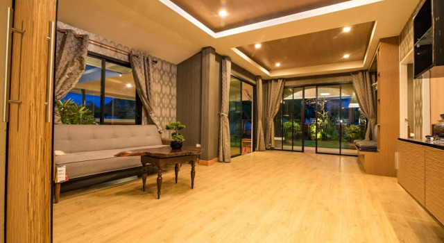 GetZleep House Sattahip, Забронировать Вилла Отели Саттахипа с бассейном, Бассейн