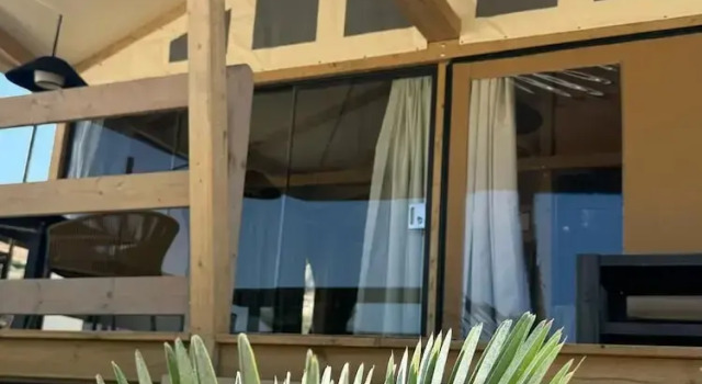 Тент с видом на сад Terreforti Luxury Village