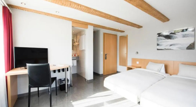 Номер Standard Hotel Restaurant Neuhaus