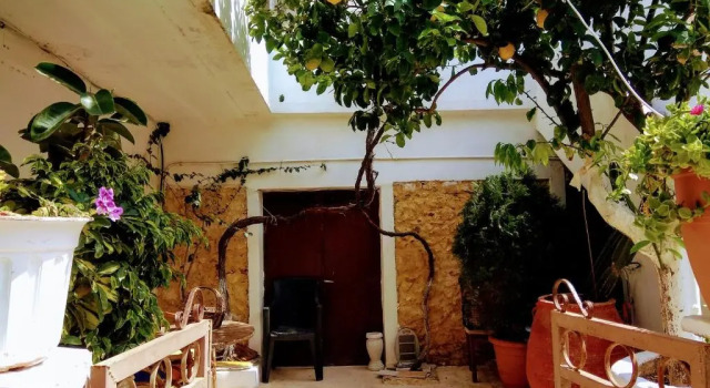 Коттедж Three Bedroom Apartment in City Center with Sea View near the Beach