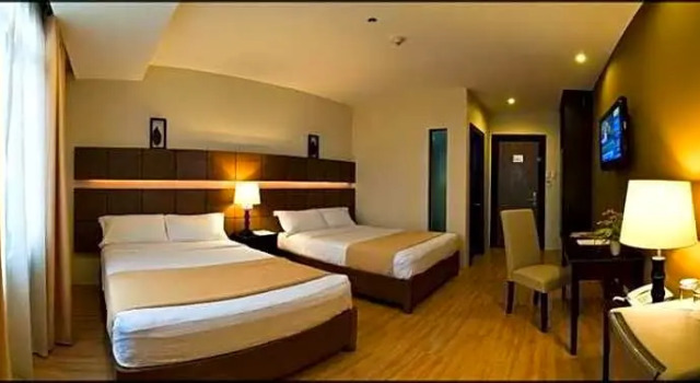 Номер Deluxe The Pinnacle Hotel and Suites