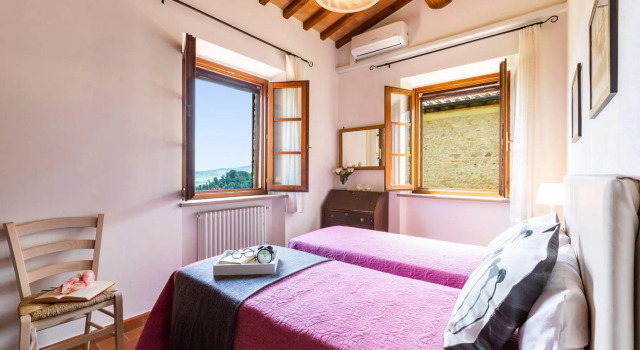 Podere Fornacchia 20, Book Hotel Volterra Tuscany