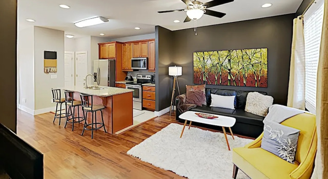New Listing! New-build , Near Downtown 5 Bedroom Home