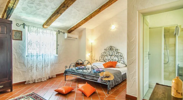 Holiday Home with Swimming Pool near Lim Bay & Beach, Reserva ahora Hotel Kloštar Istria