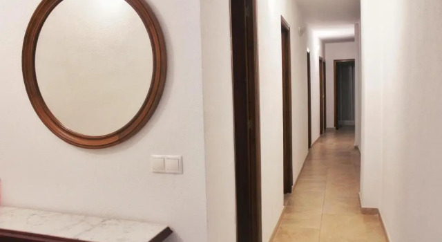 Апартаменты apartment a stone's throw from Santa Barbara