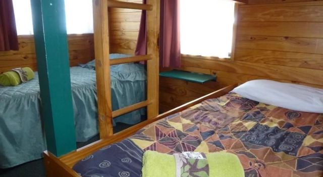 Golden Grove Holiday Park, Забронировать Отель Тауранга регион Бей-оф-Пленти, рядом с ASB Baypark Stadium