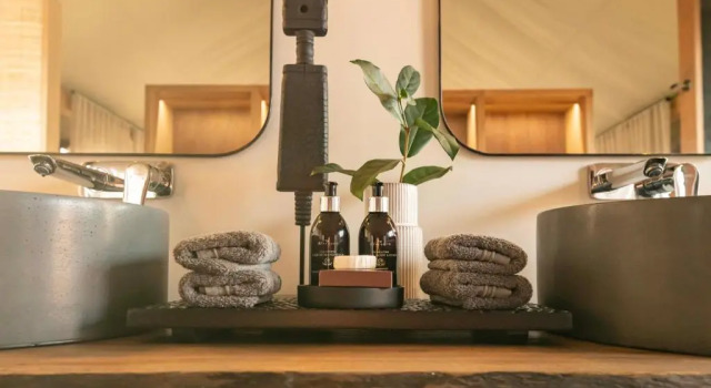 Тент c 1 комнатой Mavela Game Lodge