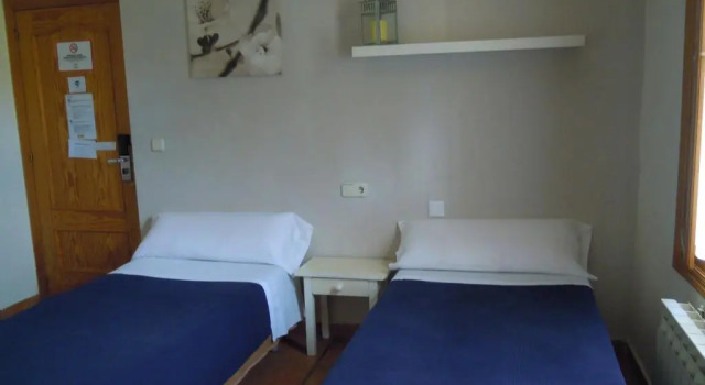 Трёхместный номер Standard Hostal Moscatel
