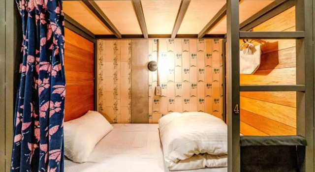 Кровать в общем номере 樂客背包旅棧 Local Backpacker Hostel