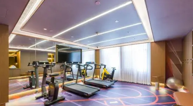 Orange Hotel (Taizhou Jiangyan Station Renmin Middle Road Branch), Prenota Hotel Hotel a Jiangsu con parcheggio, Parcheggio