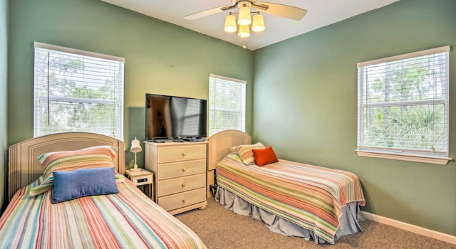 Коттедж Awesome St George Island Home, Walk to Beach!