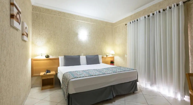 Двухместный номер Deluxe с балконом Hotel Guarany