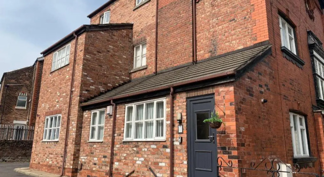 Апартаменты Be My Guest Liverpool - Ground Floor Apartment with Parking