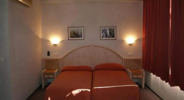 Hotel San Jorge, Забронировать Отель Алькала-де-лос-Гасулес Los Alcornocales Natural Park