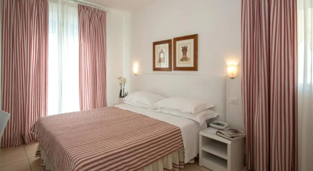 Двухместный номер Deluxe с частичным видом на море Hotel Plaza Esplanade