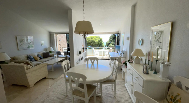 Fabulous 2 bedroom chalet with stunning views and, Prenota Chalet Hotel a Costa Tropical con piscina, Piscina