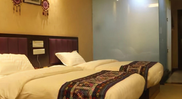 Midi Hotel, Boek Hotel Shilin Yunnan