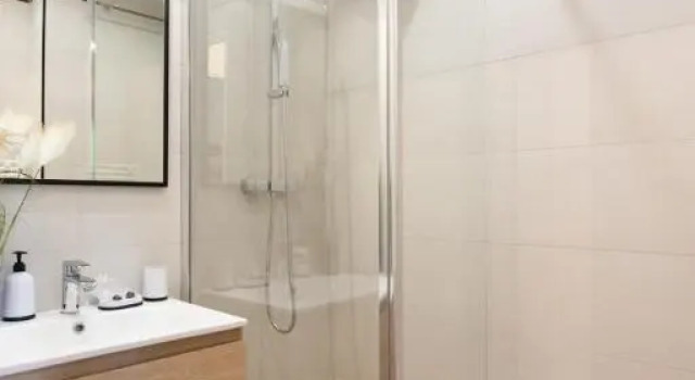 Charming Apartment in The City Center With Furnished Terrace pool & Garage, Забронировать Апартаменты/квартира Кань-сюр-Мер Приморские Альпы