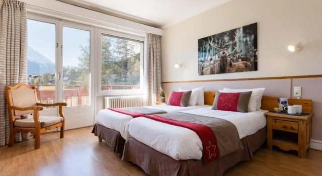 Двухместный номер Standard с видом на горы Chalet Hôtel La Sapinière