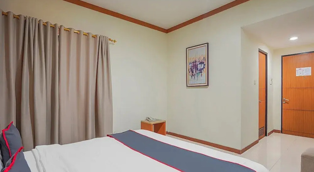 Camera Standard Collection O 90724 Hotel Sinar Sidoarjo
