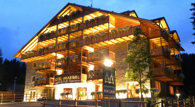 Maribel Hotel, Забронировать Отель Отели Мадонна-ди-Кампильо 4 звезды, рядом с Кресельный подъёмник Гросте (нижняя станция), 4*