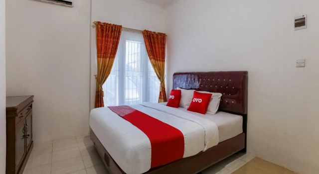 Двухместный номер Standard Urbanview Hotel Mine Residence Syariah