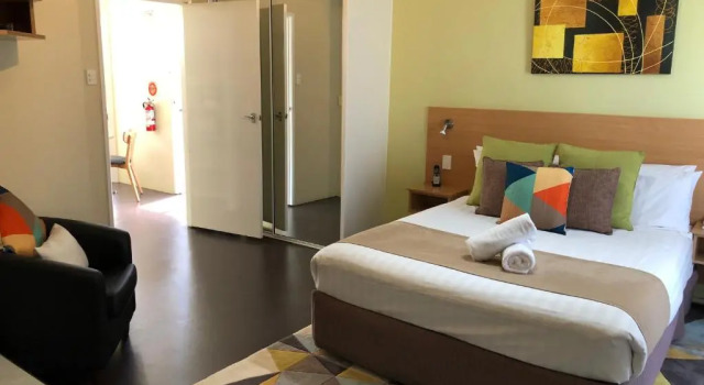 Апартаменты Ciloms Airport Lodge Melbourne Airport
