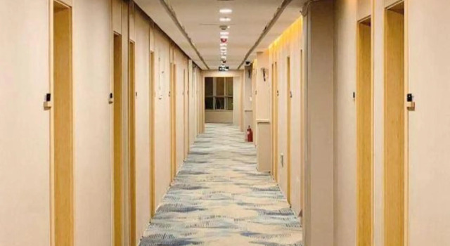 Home Inn Paibai Yun Hotel (Qingdao Jiaonan Haier Industrial Park Branch), Buchen Sie Hotel Huangdao Qingdao