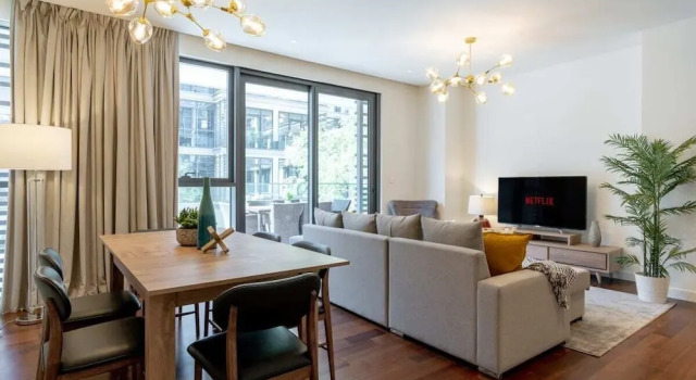 Gorgeous Apt in Citywalk, HubZero Pool View by GuestReady, Забронировать Отель Аль-Васл Дубай, рядом с Mercato Shopping Mall