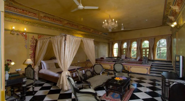 Четырёхместный люкс Royal Chunda Palace