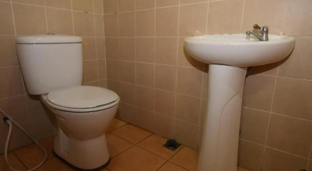 Семейный люкс OYO 89642 Highway Inn