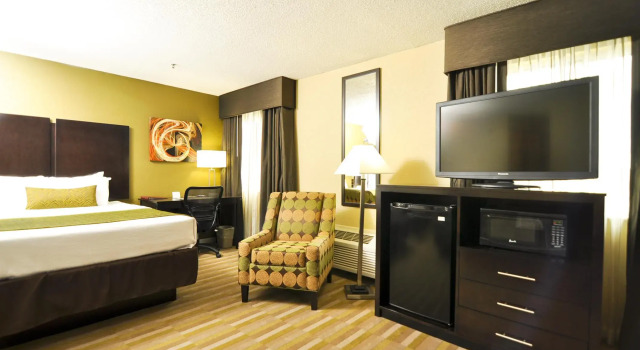 Шестиместный номер Standard Best Western Norwalk