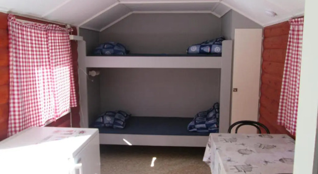 Mökki Stöde Camping