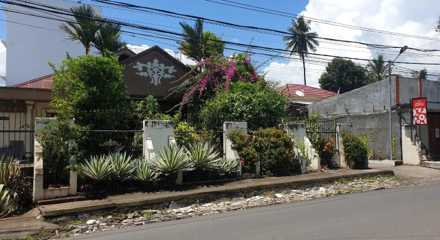 OYO 90536 Wenasia Residence, Book Hotel Hotels in Sulawesi with Parking, Parking
