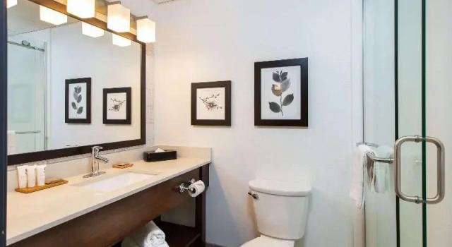 Шестиместный номер Standard Country Inn & Suites by Radisson, Rapid City, SD