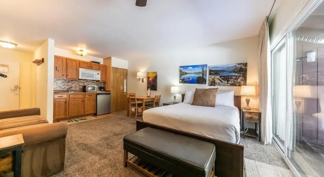 Номер Standard 212 Bldg B 1 Bedroom Condo