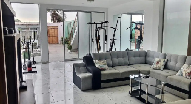 Spacious Modern Beach House, Prenota Hotel Pisco Ica, vicino a San Martin Park
