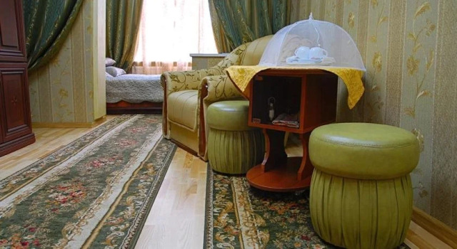 Near the Lake, Book Hotel Hotels in Lviv with a Pool, Swimming Pool