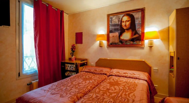 Трёхместный номер Standard Hotel Leonard De Vinci 75011